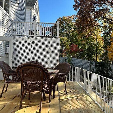 Room In Single Family House - Suburban Neighborhood In Boston Zimmer foto